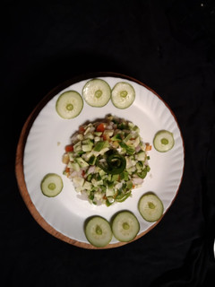 ગ્રીન સલાડ (Green Salad Recipe In Gujarati) રેસીપી મુખ્ય ફોટો