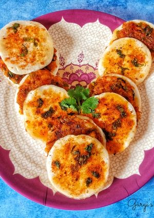 A picture of Mini Uttapam Sandwich.