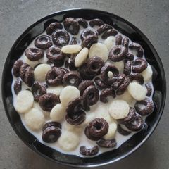 A picture of Oreo Flakes.