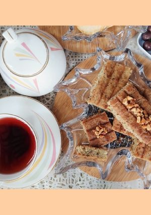 A picture of Banana and Peanut Khara Cake.