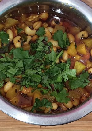 A picture of Kaddu lobia ki sabzi.