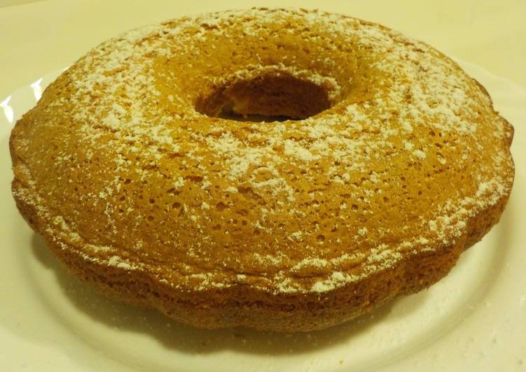Bizcocho de yemas, naranja y sin lactosa
