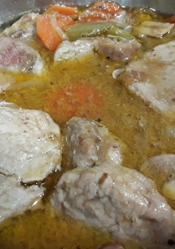 Una foto de Solomillo en salsa harissa con verduras