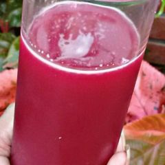 A picture of Pomegranate juice.