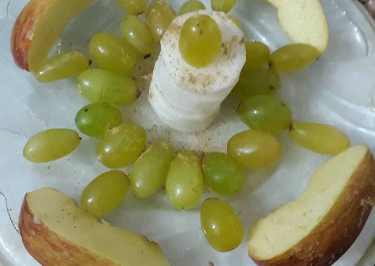 Easiest Way to Prepare Homemade Fruit Chat With Grapes