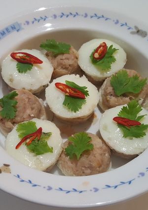 รูปของ หมูถ้วย