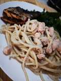 Pasta con crema y salmón
