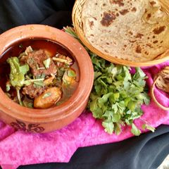 Aloo gosht A picture of Aloo gosht.