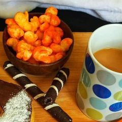 A picture of Chai with Dar cheeni.