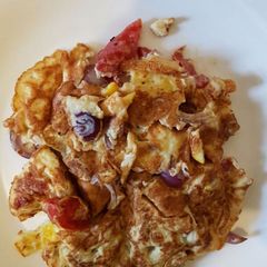 A picture of Fried egg omellette.