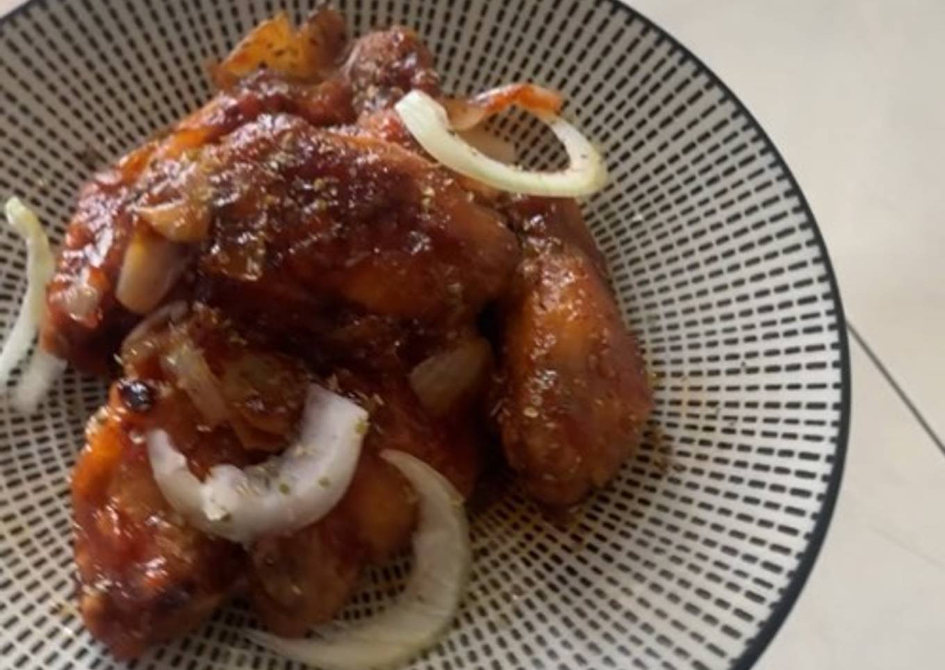 Spicy chicken wings