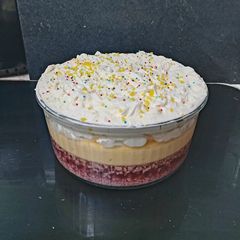 A picture of My Cherry flavoured flavoured Trifle with Brandy Whipped Cream🎅.