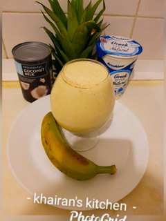 Pina colada Smoothie ainihin hoton girkin