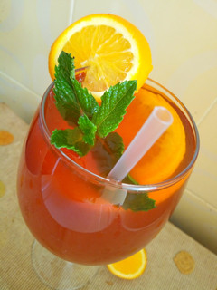 A picture of Orange Mint Iced Tea.