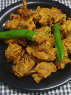 A picture of Maharashtrian Kanda Bhaji.