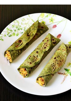 A picture of Palak paneer rolls.