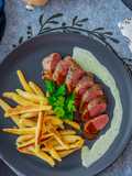 Reh-Lende mit Liebstöckelsauce