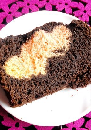 A picture of Hidden Heart Valentines Pound Cake.