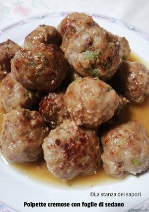 A picture of 322 🥩Creamy Meatballs with Celery Leaves 🌿.