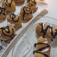 A picture of Eclairs.