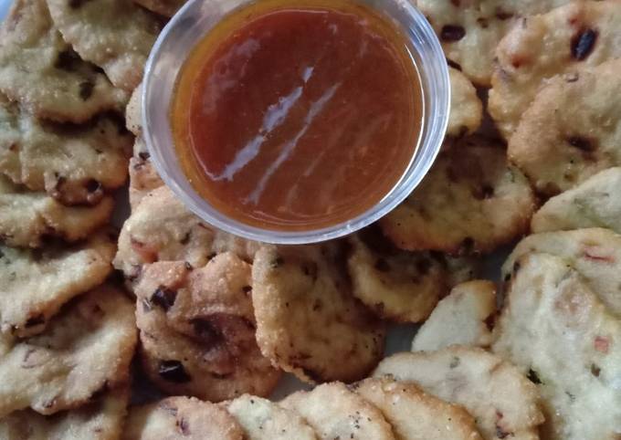 Langkah Mudah untuk mengolah &#34;cireng bumbu rujak endos&#34;👍🏼😘, Enak Banget