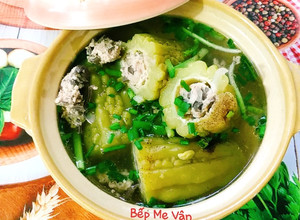 Hình của món Canh khổ qua dồn thịt.