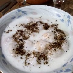 A picture of Dahi bhaly.