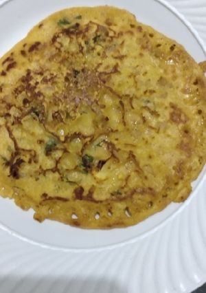 A picture of Besan chilla.