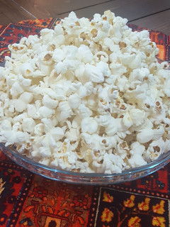 عکسی از دستور پاپ کورن ساده خانگی