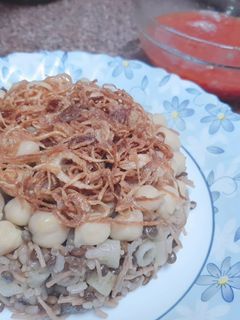 صورة لوصفة كشري مضبوط وطعم مافيش زيه 😍