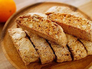 Easy! Walnut and Orange Biscotti | Italian hard and crunchy cookies