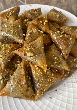صورة لوصفة صمصة بالفاكية في الفرن لسهرة رمضانية 🌙