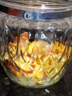 Una foto de Ponche de frutas amarillas para Las Fiestas