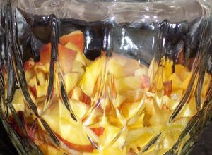 Una foto de Ponche de frutas amarillas para Las Fiestas