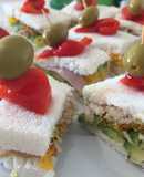 Canapés fáciles con huevo hilado