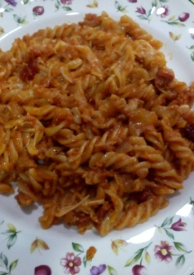 Una foto de Espirales con chorizo