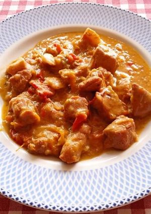 O poză a rețetei Bucățele de porc cu ardei și sos de muștar.
