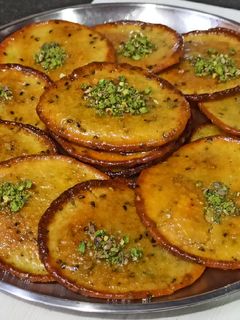 अनरसा मालपुआ(Anarsa malpua recipe in hindi) रेसिपी मुख्य फोटो