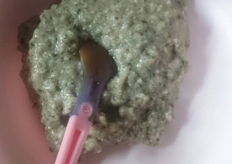 Sayur bayam ikan tongkol MPAsi 8 bulan