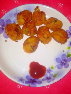 बची हुई ब्रेड के कटलेट्स (Leftover bread cutlets recipe in Hindi) रेसिपी मुख्य फोटो