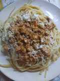 Spaghetti con salsa boloñesa
