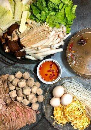 Hình của món Lẩu Bò Tiềm (Bò Nạm và Bò Viên).