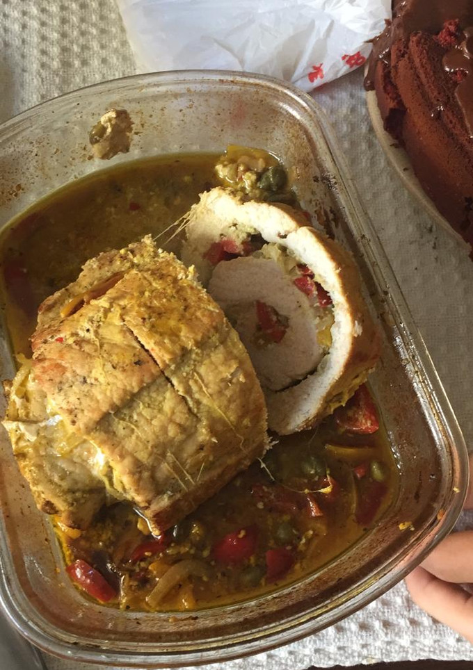 Una foto de Lomo de cerdo relleno de pimientos