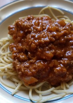 Una foto de Spaghetti a la bolognesa 🍝