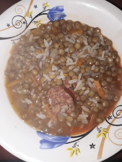 Una foto de Lentejas con arroz