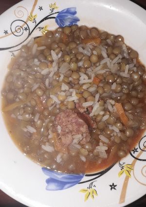 Una foto de Lentejas con arroz
