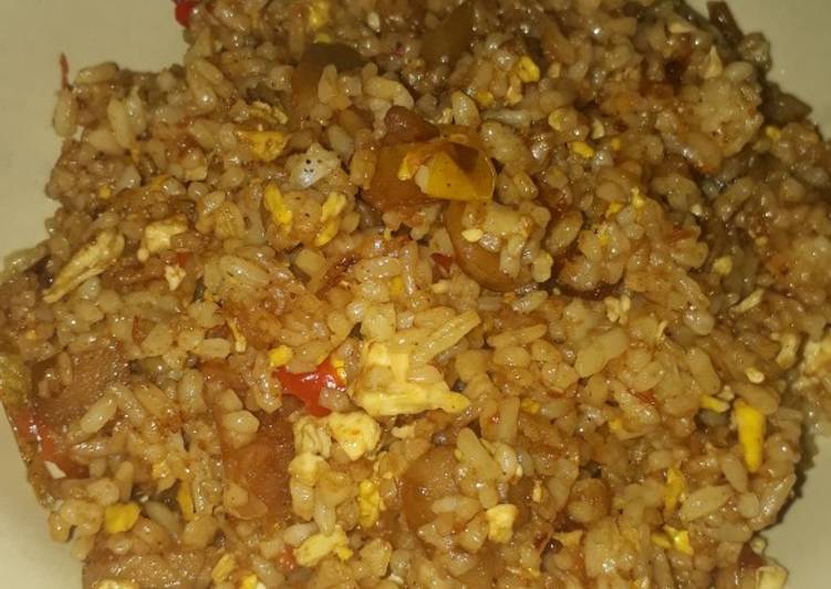 Nasi Goreng Telur Sosis