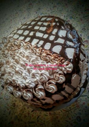 A picture of Chocolate and Red velvet cake.