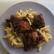 Rabo de ternera con patatas fritas