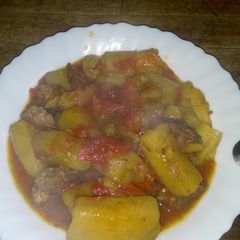 A picture of Simple beef matoke.